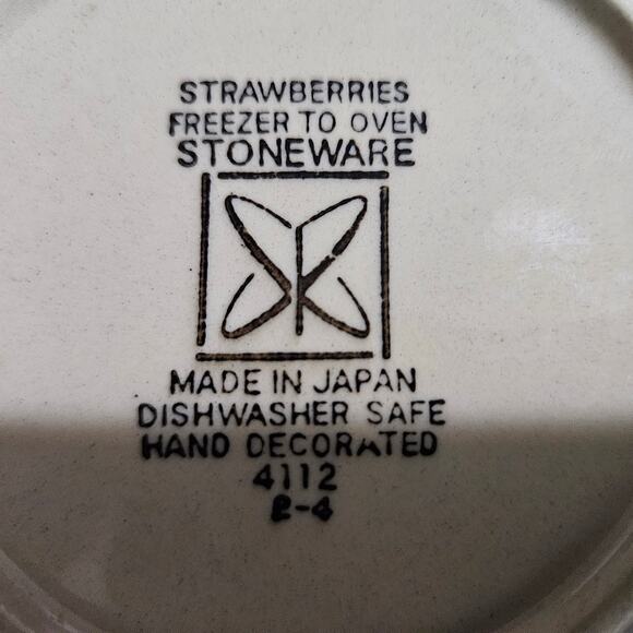 Vintage Strawberries SR Japan Stoneware Creamer & Sugar Bowl Set Brown Trim - Picture 8 of 8